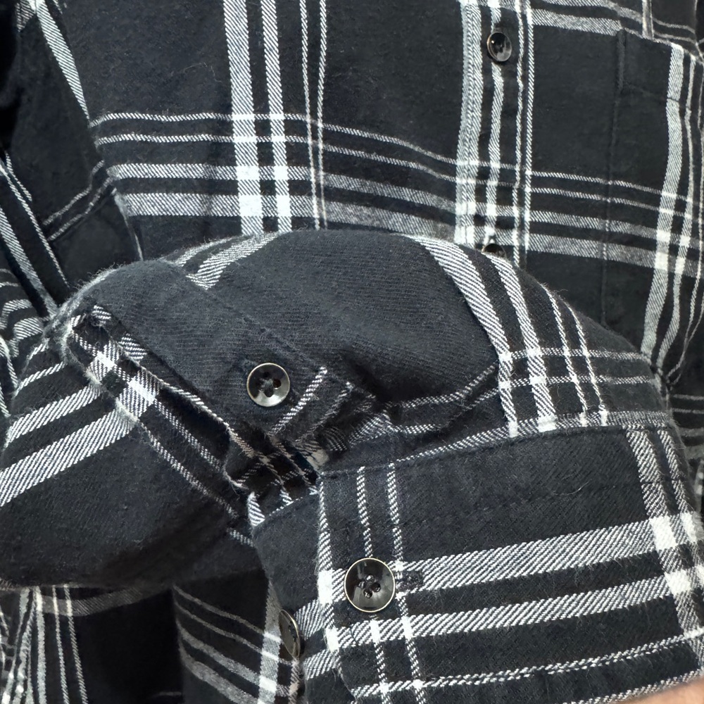 DULUTH TRADING CO Ladies Free Swinging Flannel with Split Tail Size L - Picture 3 of 11
